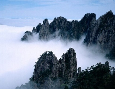 成都、九寨、牟尼沟、峨嵋（半山）、乐山单飞单卧9日游