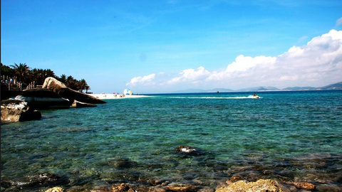 海南养生:5天三亚旅游+25天琼海温泉疗养生活(海口接)