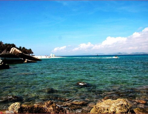 海南养生：5天三亚旅游+25天琼海温泉疗养生活（海口接）