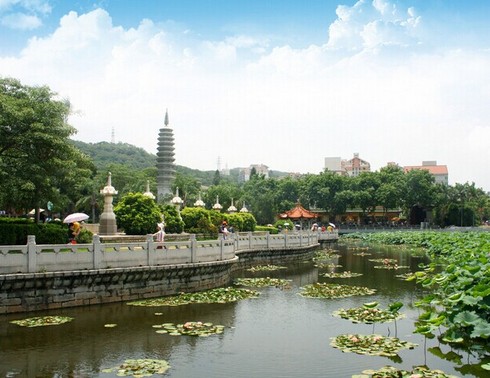 厦门、鼓浪屿、武夷山+土楼三飞8日游