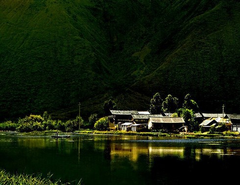 昆大丽版+海南兴隆三亚4飞11日游（独立成团）