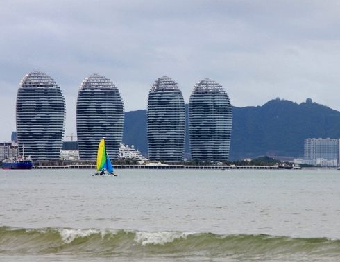 亲子游：香港、海洋公园、迪斯尼、澳门+海口、兴隆、三亚四飞10日游
