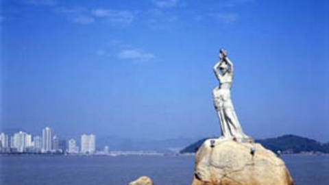 夕阳红:海口、兴隆、三亚+广州、深圳、珠海四飞10日游