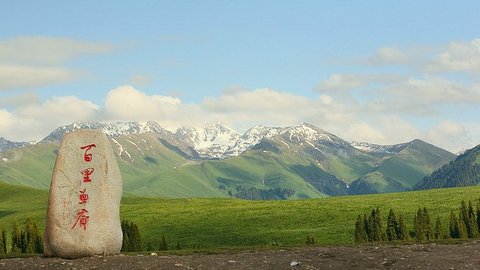 尽享优质景点伊犁，那拉提、赛湖双卧四日游，天天发团，新疆旅行社最便宜线路