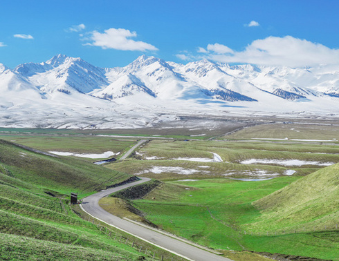 北疆休闲14日游，翻阅独库公路—吐鲁番、鄯善、可可托海、喀纳斯、禾木村、乌尔禾魔鬼城、赛里木湖、喀拉峻草原、那拉提草原、巴音布鲁克草原、独库公路