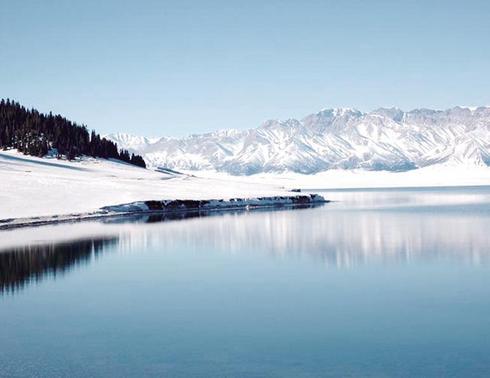 新疆一路向西喀拉峻、赛湖直通车双卧四日游，天天发团，新疆旅行社经济路线